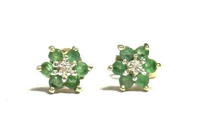 Pretty Emerald & Diamond 9ct Gold Jewellery Set