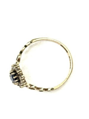 Pretty Vintage Synthetic Blue & White CZ Gem Halo 9ct Gold Ring