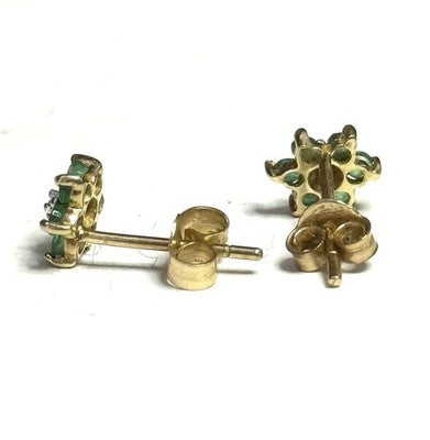 Pretty Emerald & Diamond 9ct Gold Jewellery Set