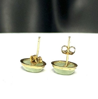 Pretty Oval Light Green Jade 9K Earrings