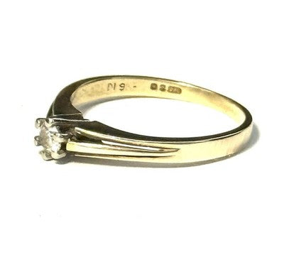 Cute Vintage Diamond Solitaire Size H 1/2 Gold Ring