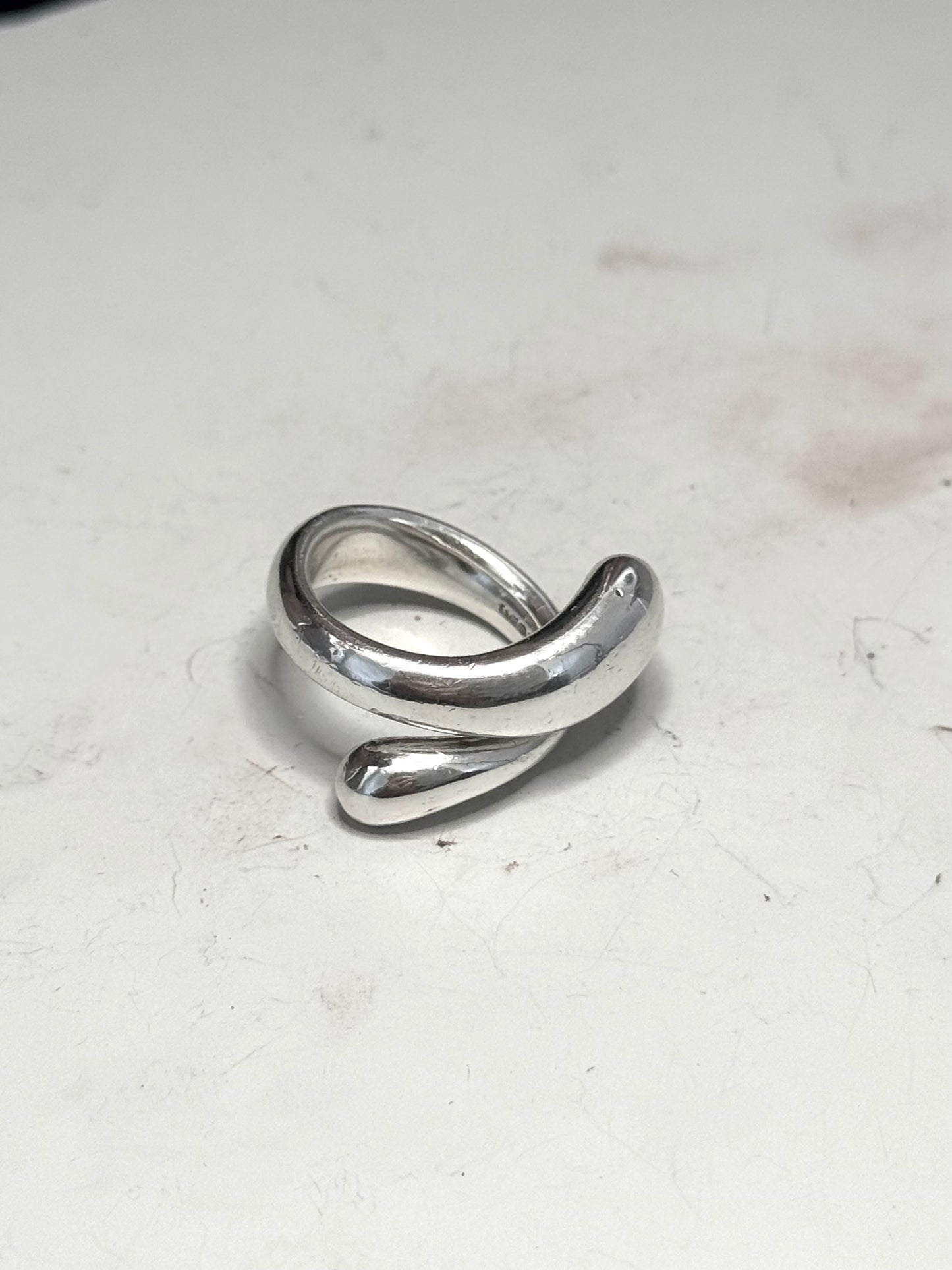 Tiffany & Co Elsa Peretti Tear Drop Ring 925 Hallmarked