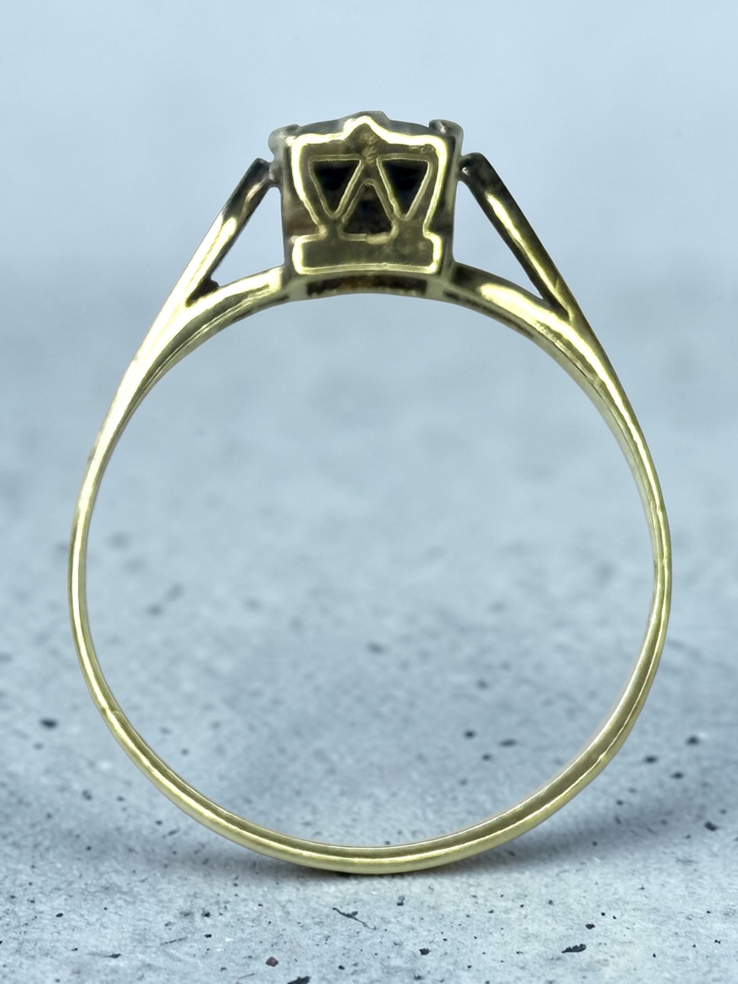 Vintage 1970 Blue Sapphire & White Spinel Gold Ring
