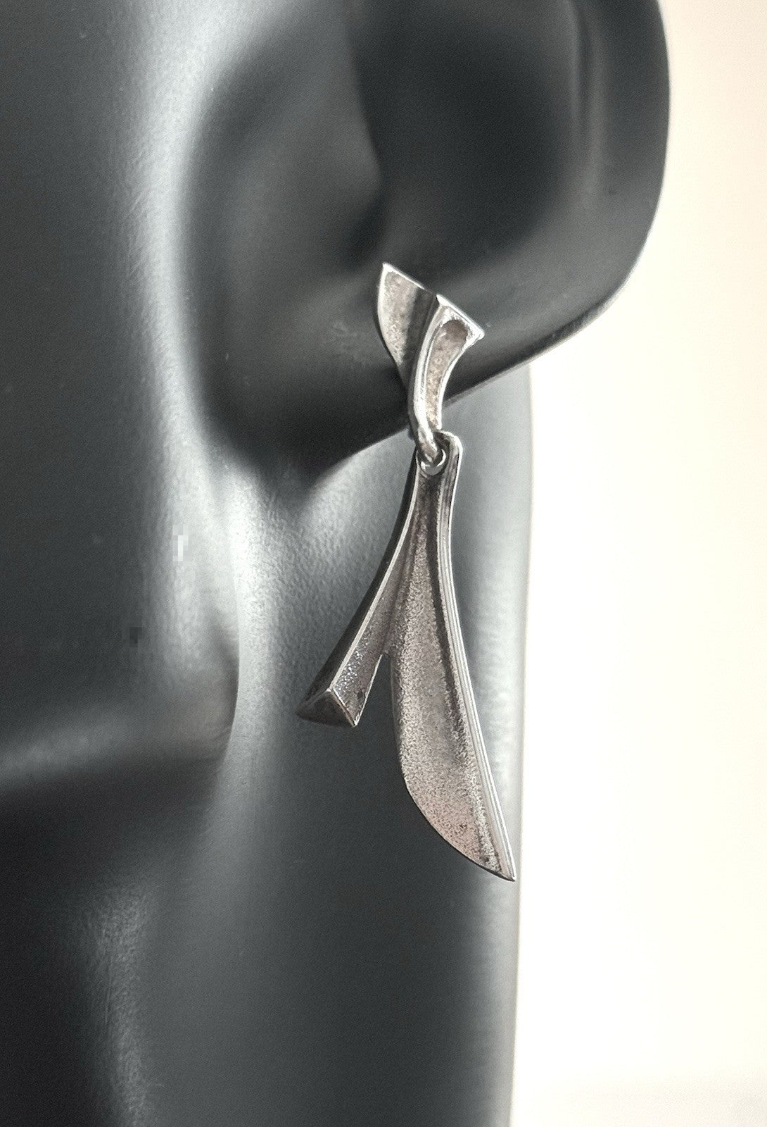Lapponia Finland. Vintage Earrings by Zoltan Popovit in sterling silver