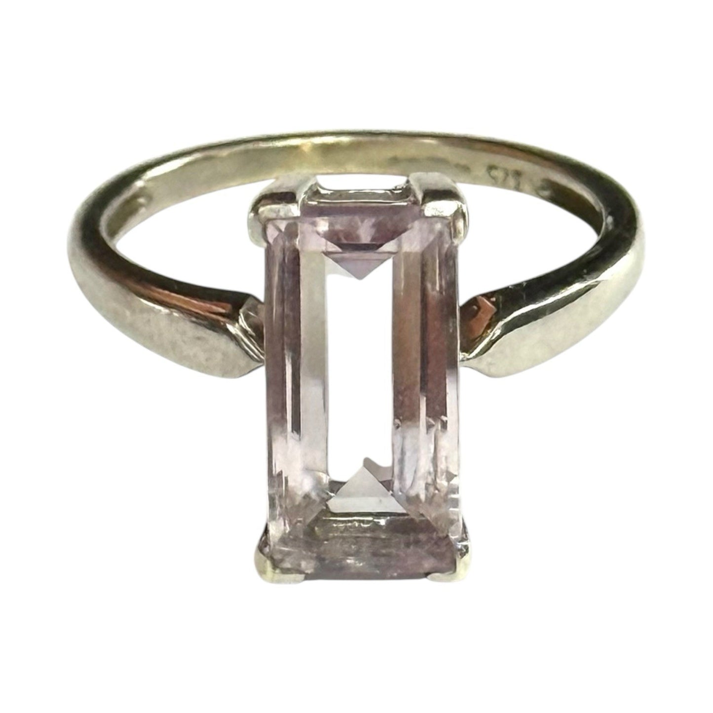 Devine Pink Lavender Amethyst Solitaire Baguette Cut White Gold Ring