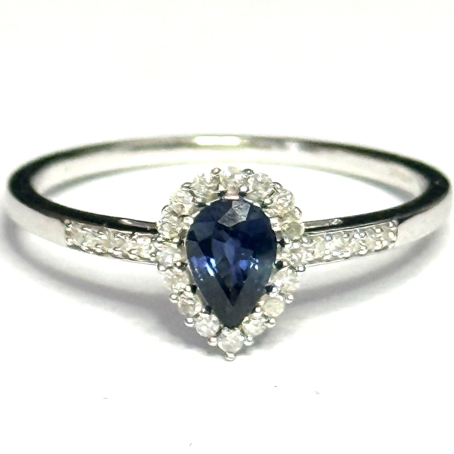 Stunning Sapphire & Diamond Halo White Gold Ring