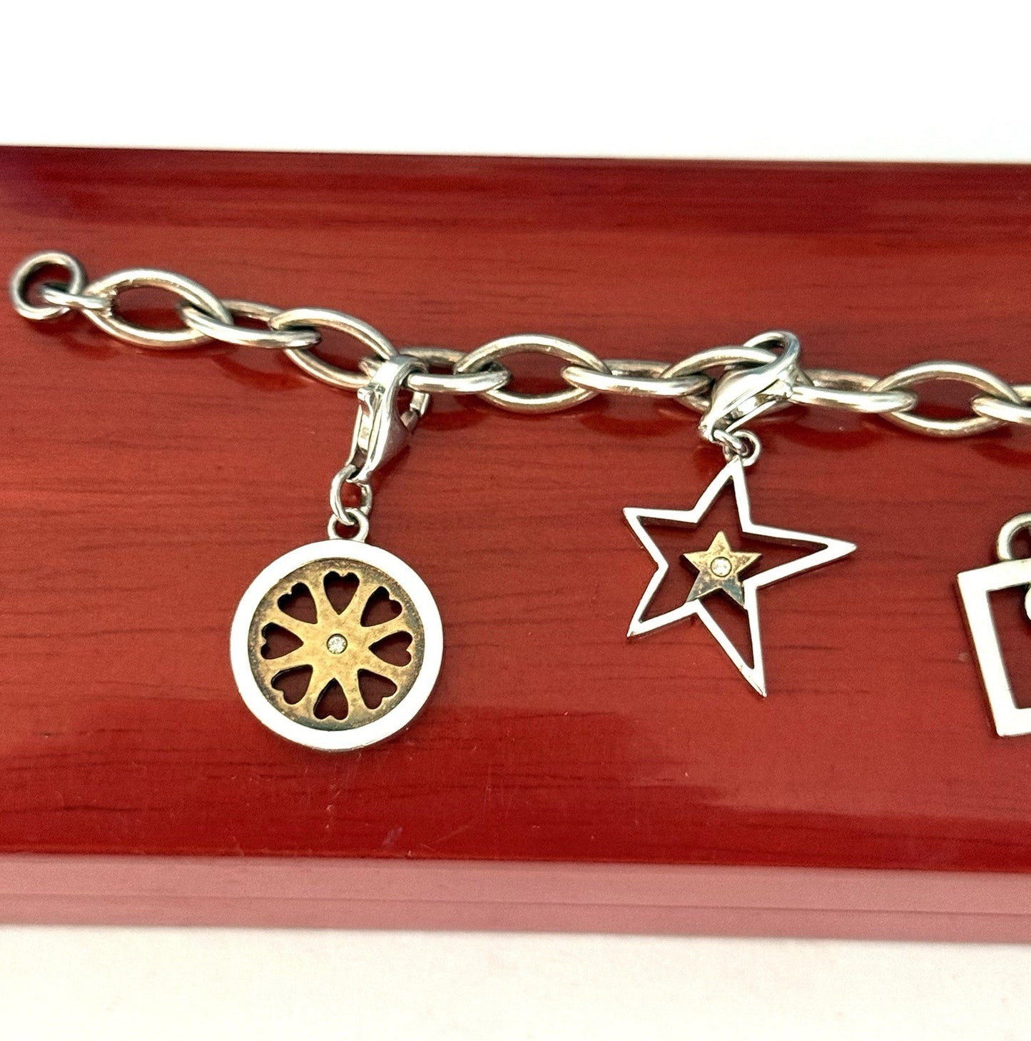 Hot Diamonds 6 Charm Bracelet 925 Silver & Box