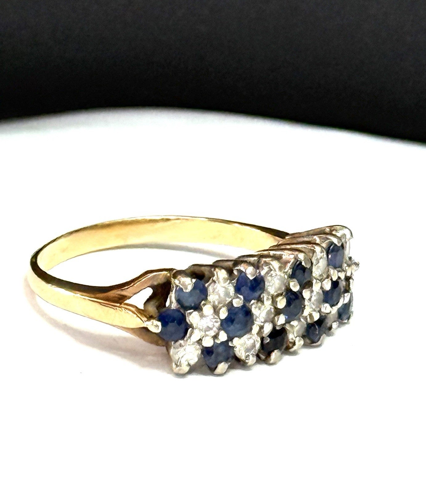 Sparkling Vintage Diamond & Sapphire Cluster Gold Ring