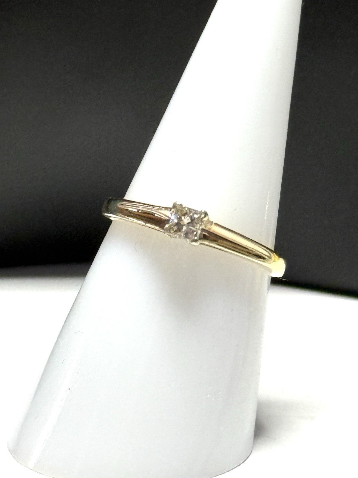 Princess Cut Diamond 0.26ct Solitaire Gold Ring