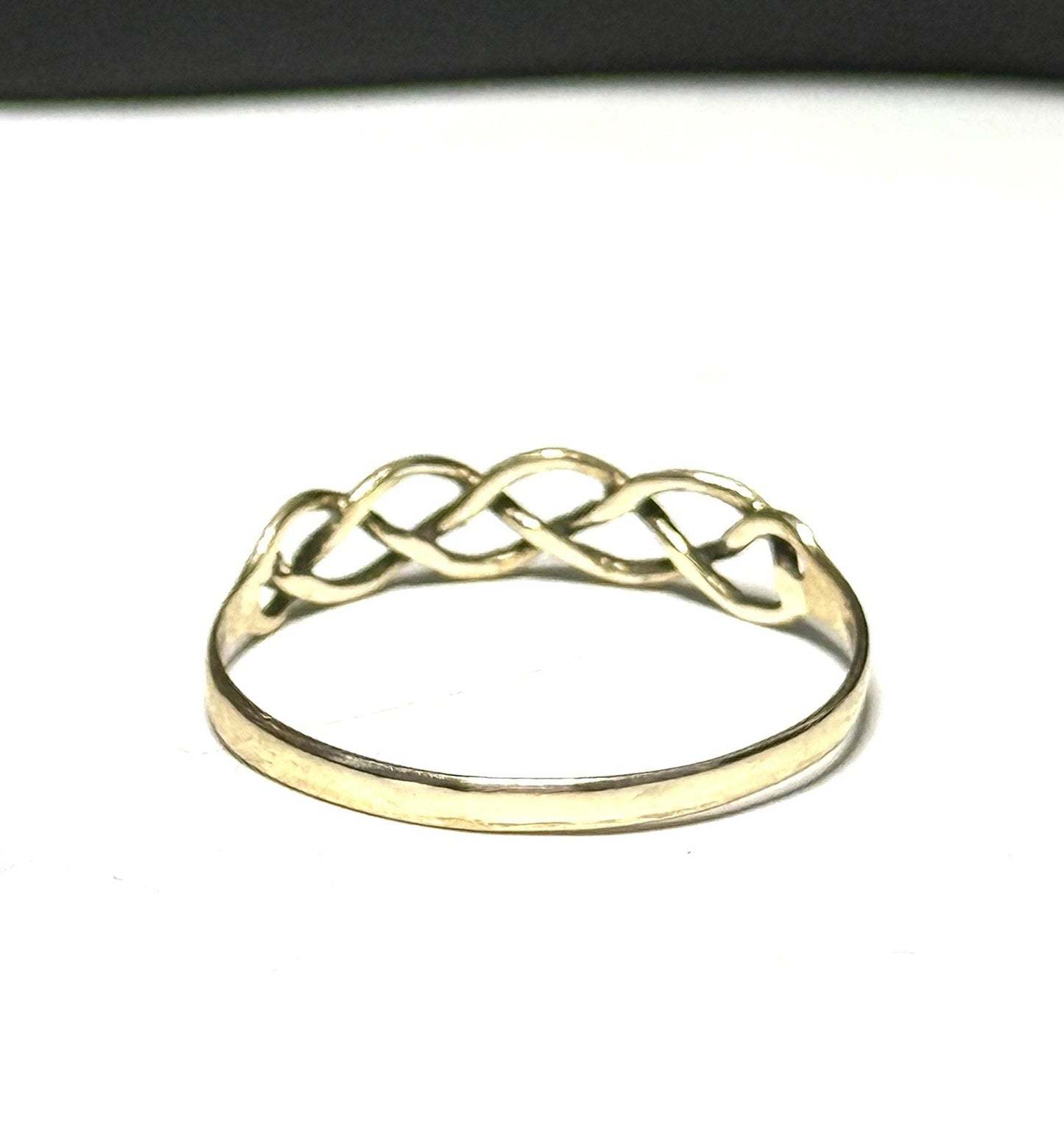 Simple Vintage 9ct Gold Twist Lattice Stacking Ring Size U