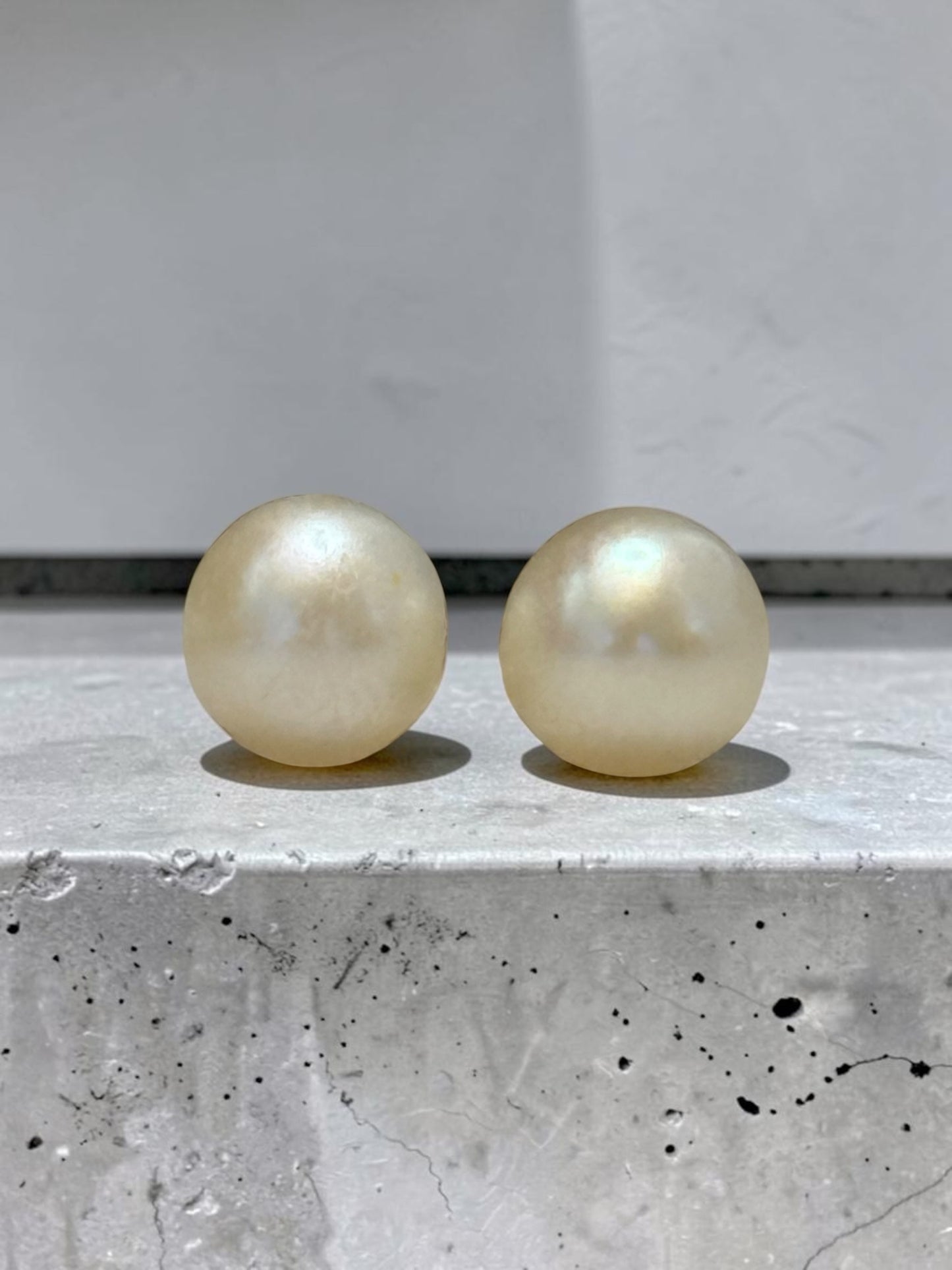 Cultured Pearl 10k Gold Earring Studs