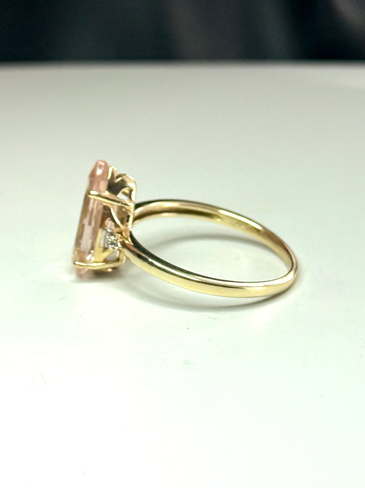 Stunning 3.47ct Morganite & Diamond 9k Gold Cocktail Ring