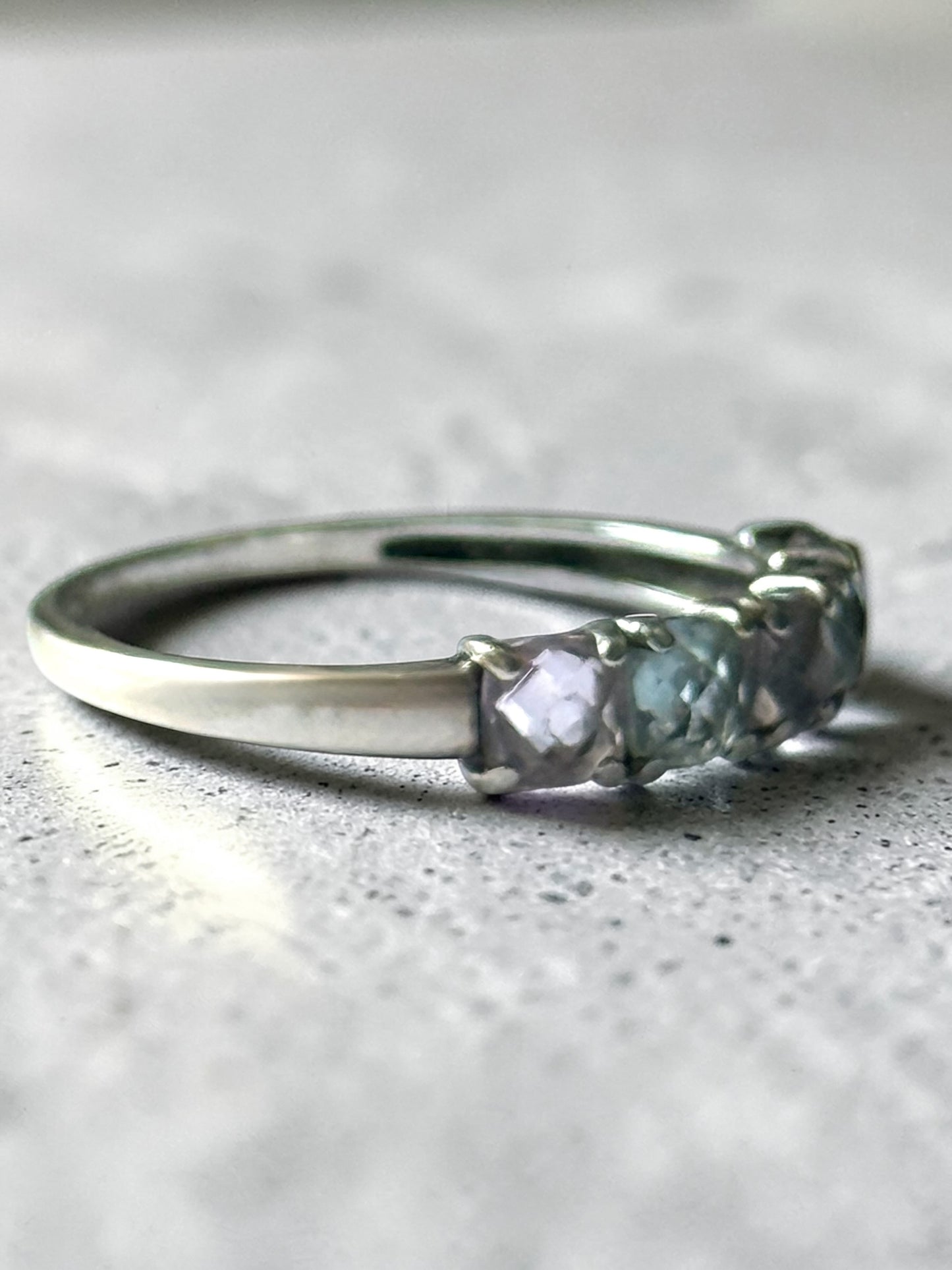Very Pretty Vintage Amethyst & Topaz  Silver Ring Size T