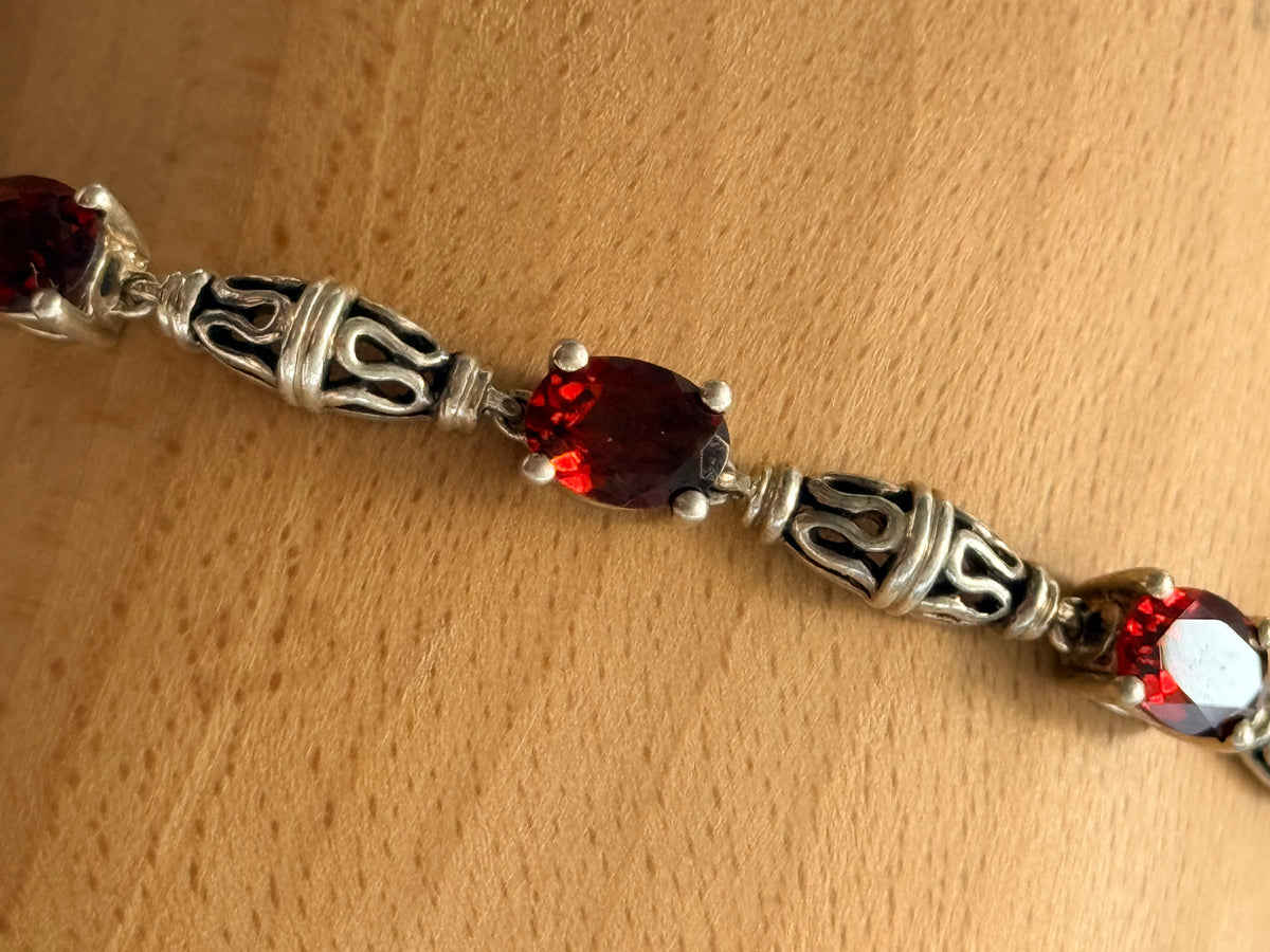 Millennial Tennis Style  925 Silver 5.5ct Garnet Bracelet Size 7 1/2" Hallmarked