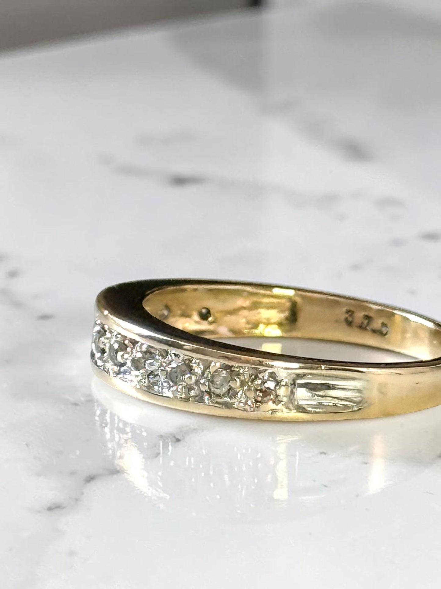 11 Diamond 9k Gold Vintage Staking Ring Size K 1/2