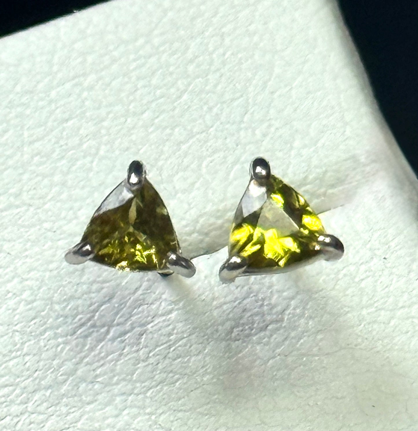 9k White Gold Rare Sphene/Titanite 0.43ct Trillion Stud Earrings