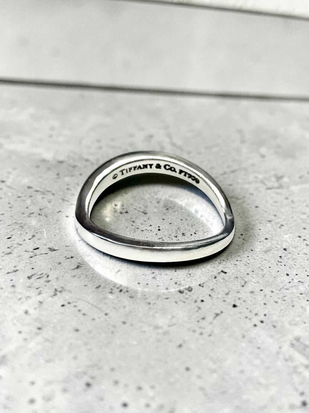 Tiffany & Co V Platinum Band Hallmarked Size J 1/2