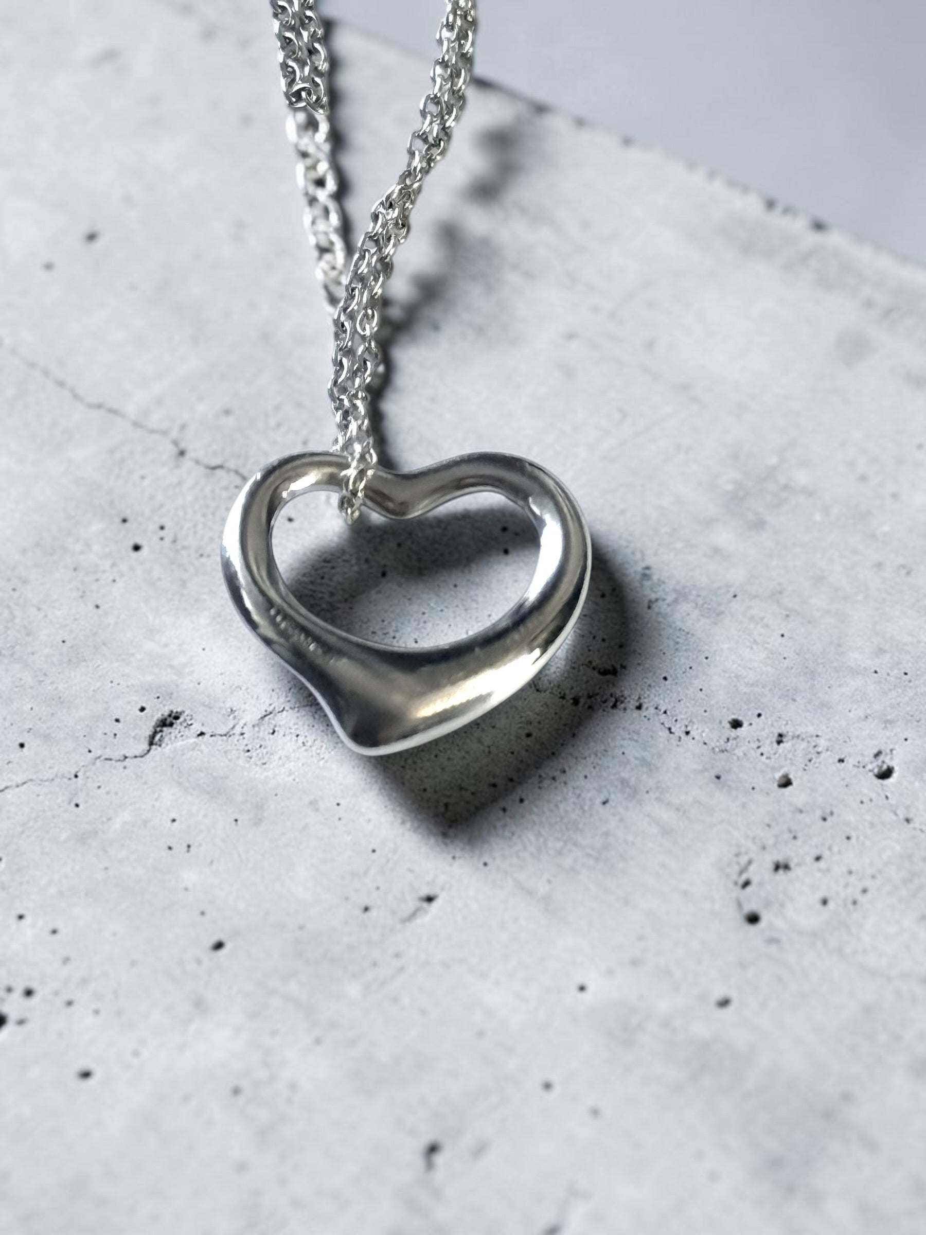 Tiffany & Co Iconic Open Heart Elsa Peretti Silver Pendant & 18" Chain