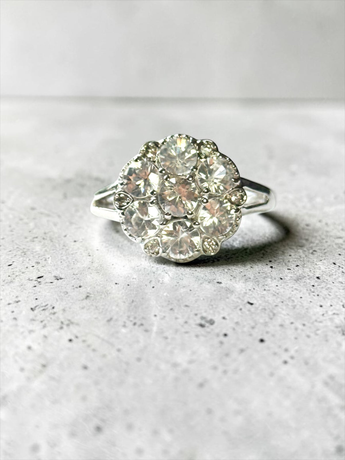 Ratanakiri Zircon 3.17ct Cluster Cocktail Ring 925 Size