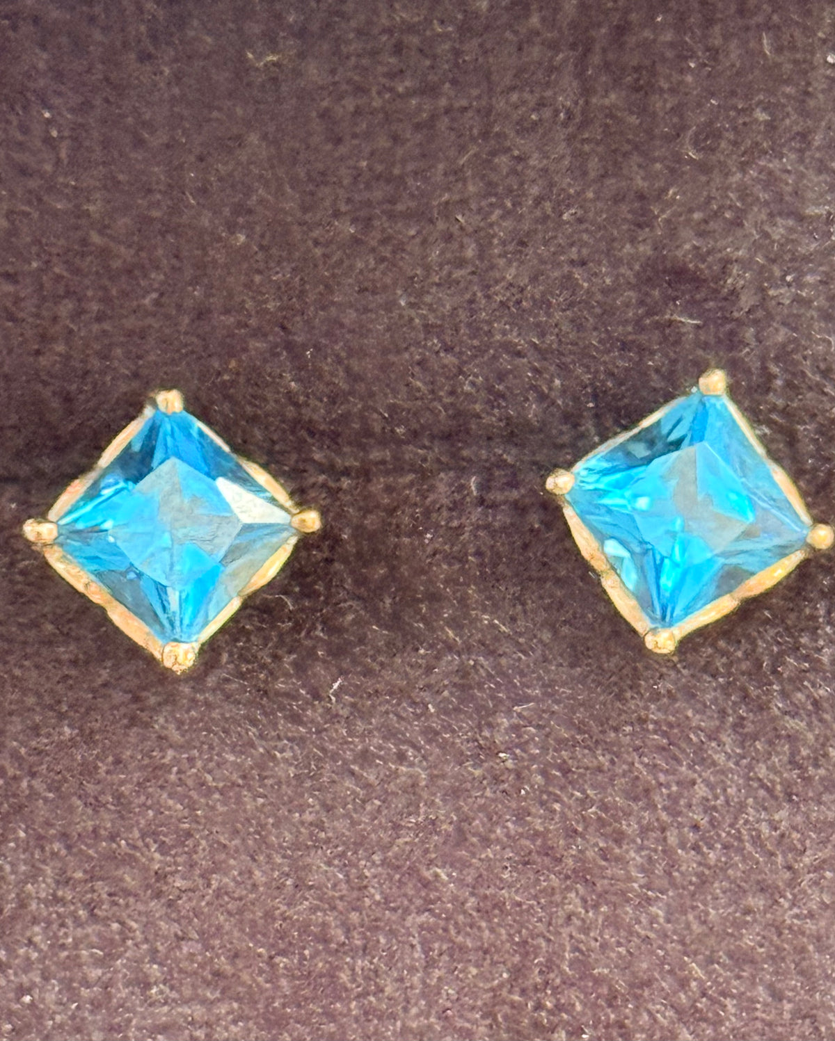 London Blue Topaz Princess Cut 9k Gold Stud Earrings