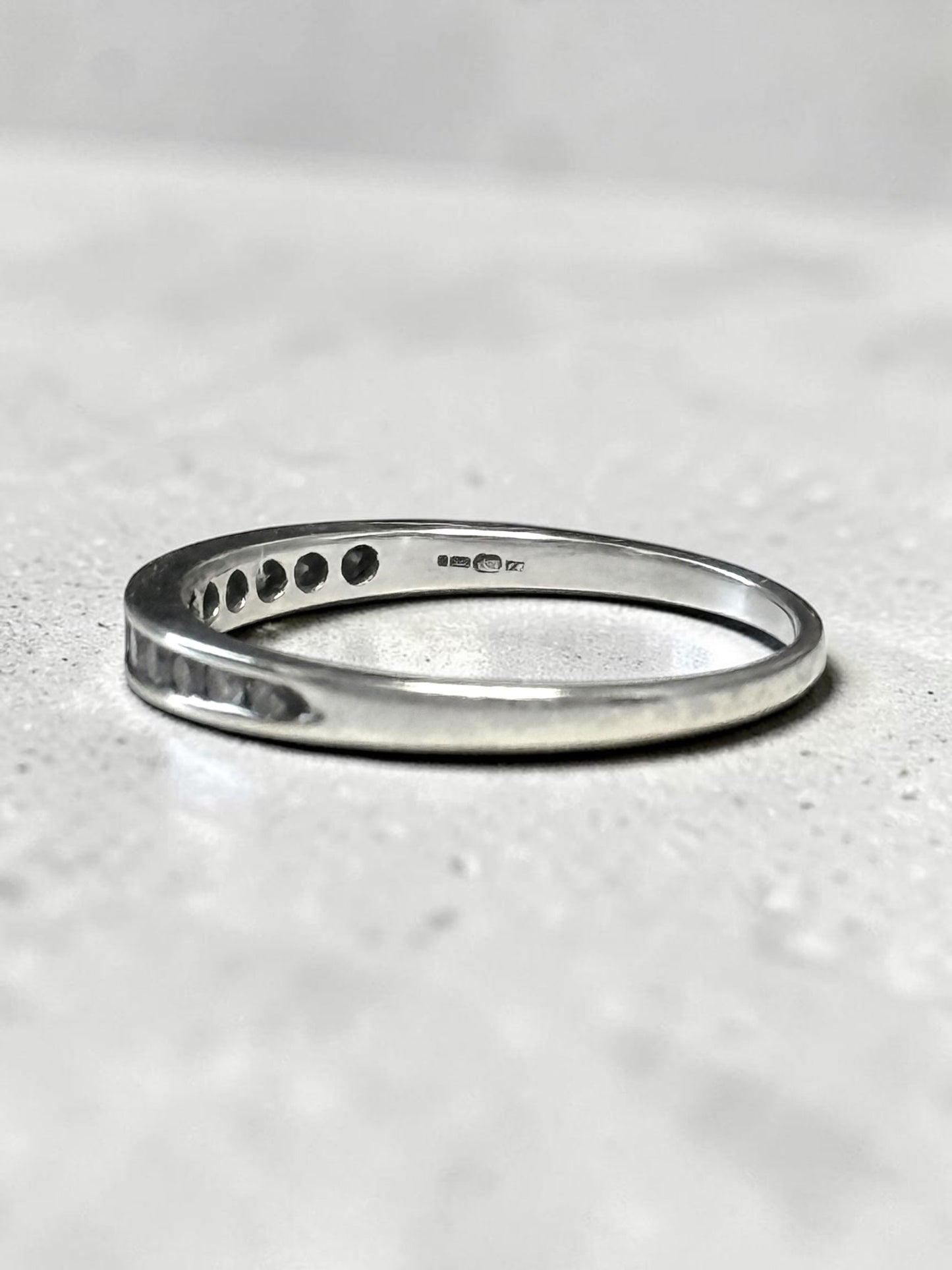 Vintage 0.25ct Diamond White Gold Channel Set Ring Size O