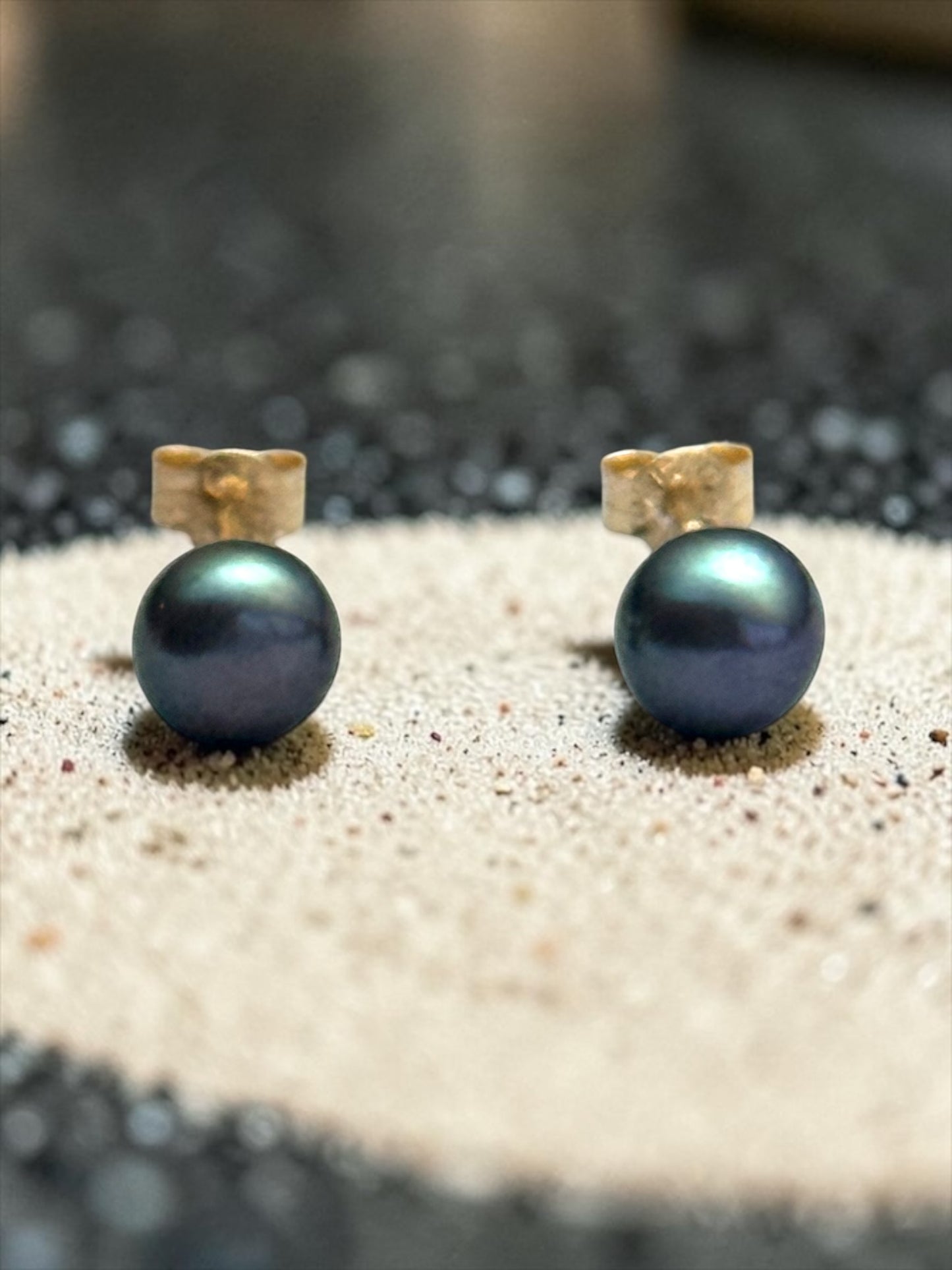 Genuine 5mm Freshwater Peacock Cultured Pearl 9ct Gold Earring Studs 1 Carat Approx