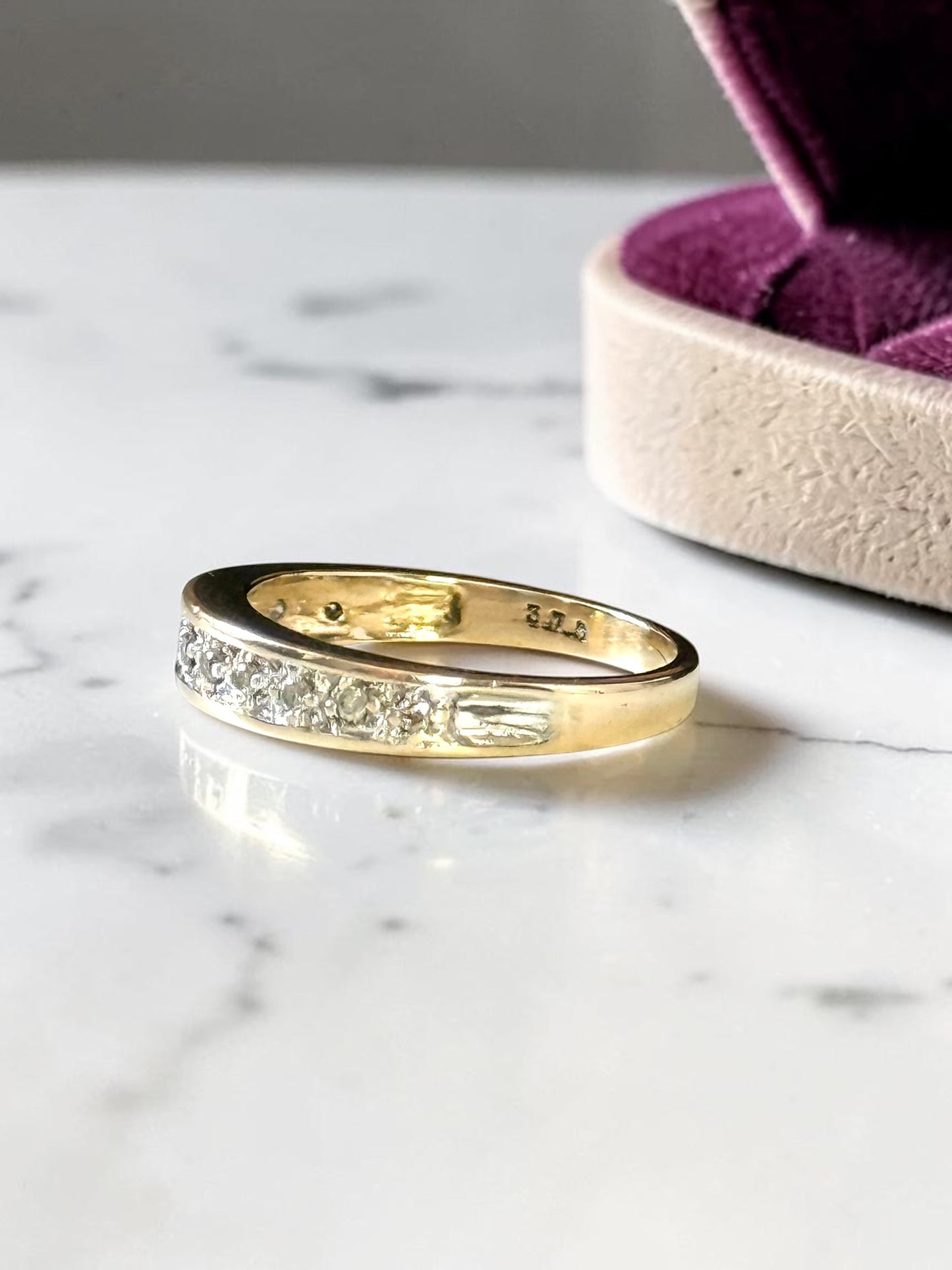 11 Diamond 9k Gold Vintage Staking Ring Size K 1/2