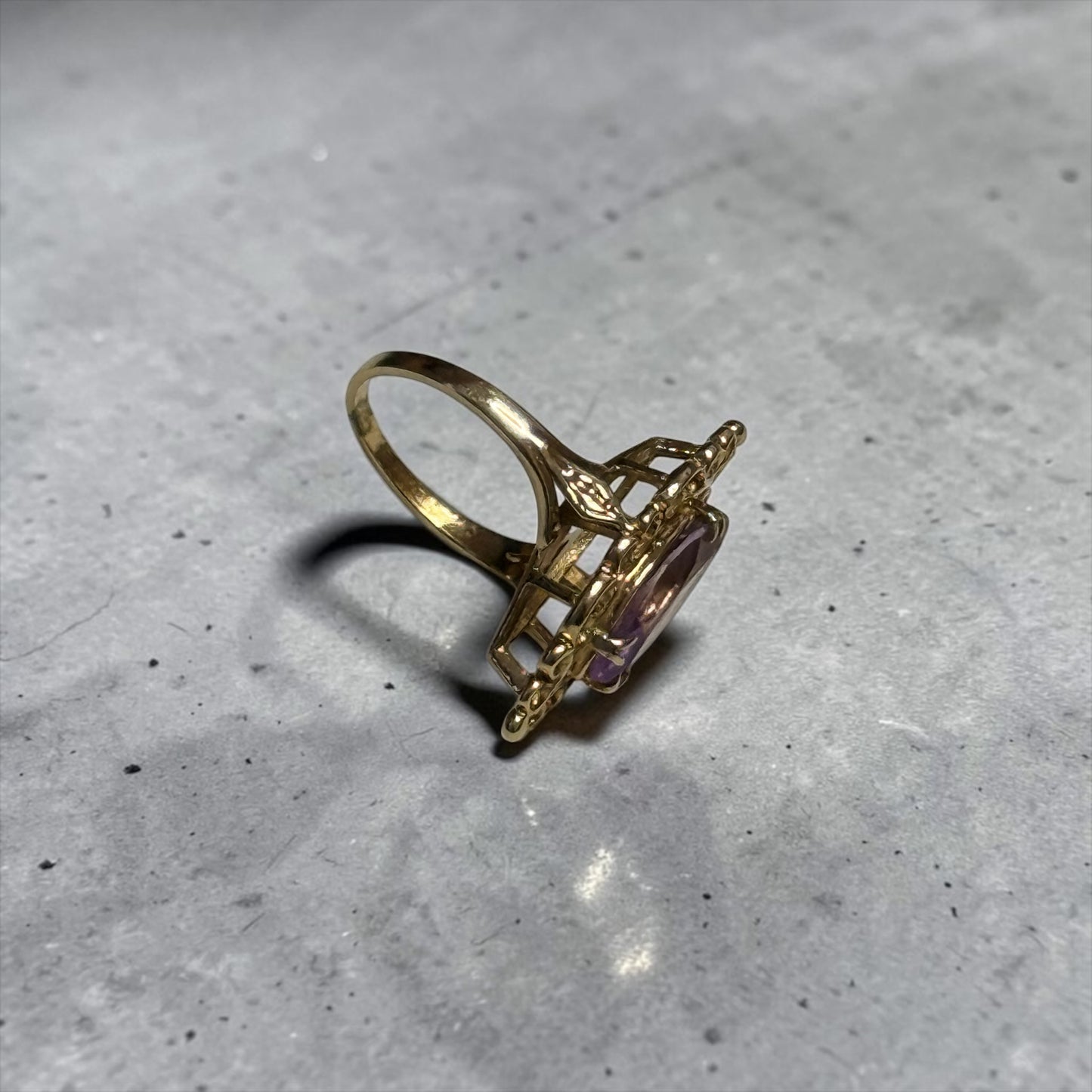 Fancy Vintage Marquis Amethyst 9k Cocktail Gold Ring