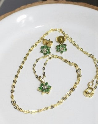 Pretty Emerald & Diamond 9ct Gold Jewellery Set