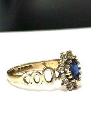 Pretty Vintage Synthetic Blue & White CZ Gem Halo 9ct Gold Ring