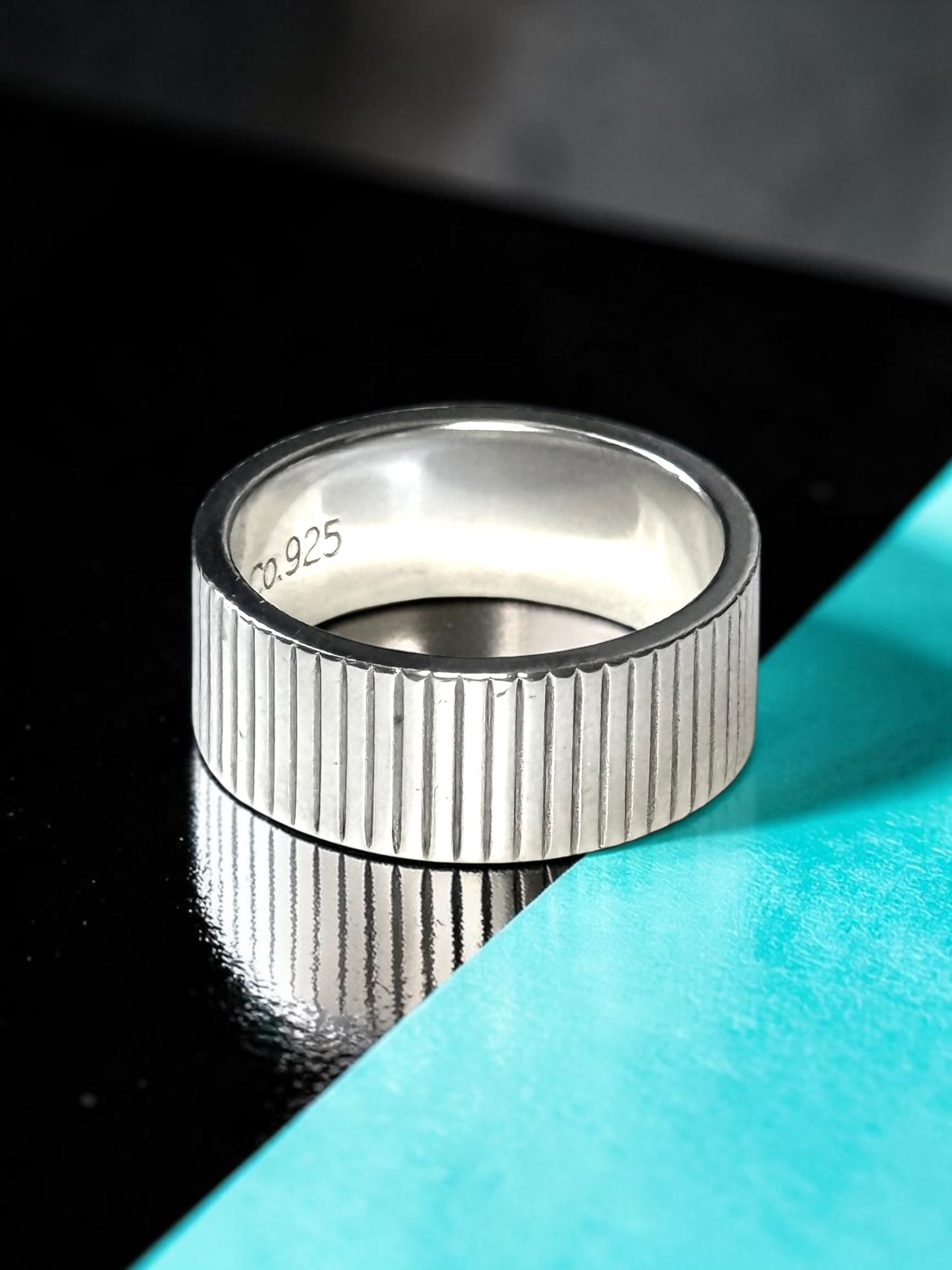 Rare Vintage Unisex Tiffany & Co Coin Edge Silver Ring Size P 1/2