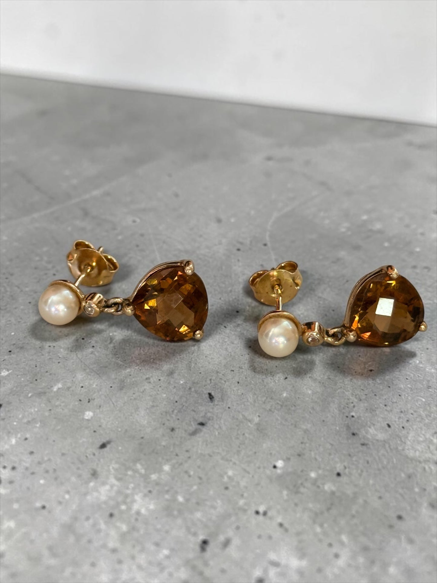 Stunning 9k Gold Cognac Citrine & Pearl Drop Earrings