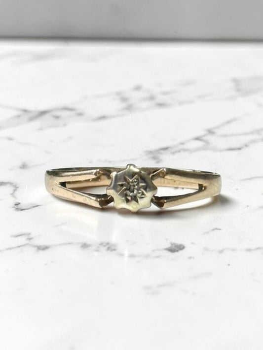 Vintage Diamond 9k Gold Split Shank Solitaire Ring Size K