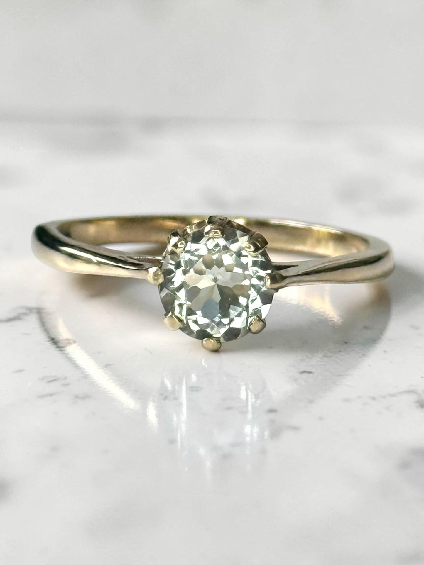 Dazzling Vintage 0.84ct Aquamarine Solitaire 9k Gold Ring Size O 1/2