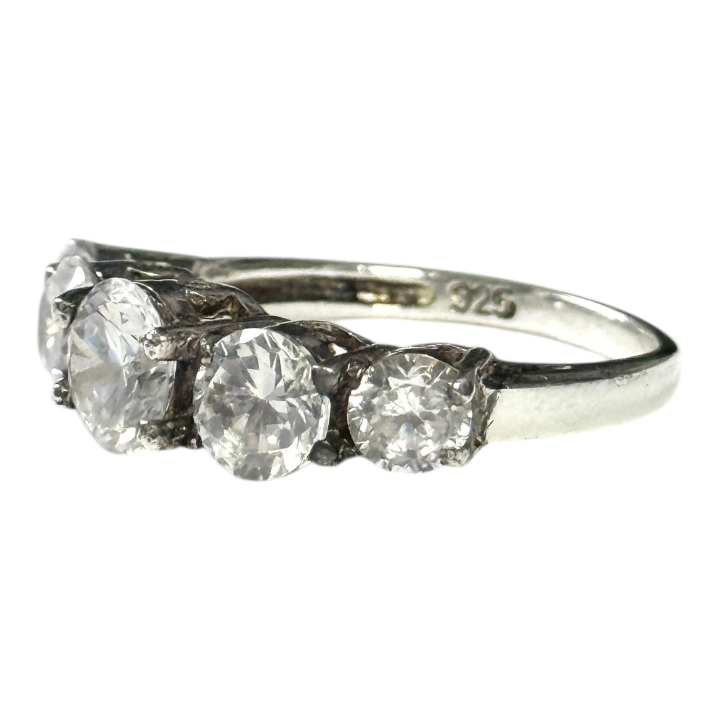 Vintage Preloved Five Stone CZ Graduated Gem Silver Ring Size P