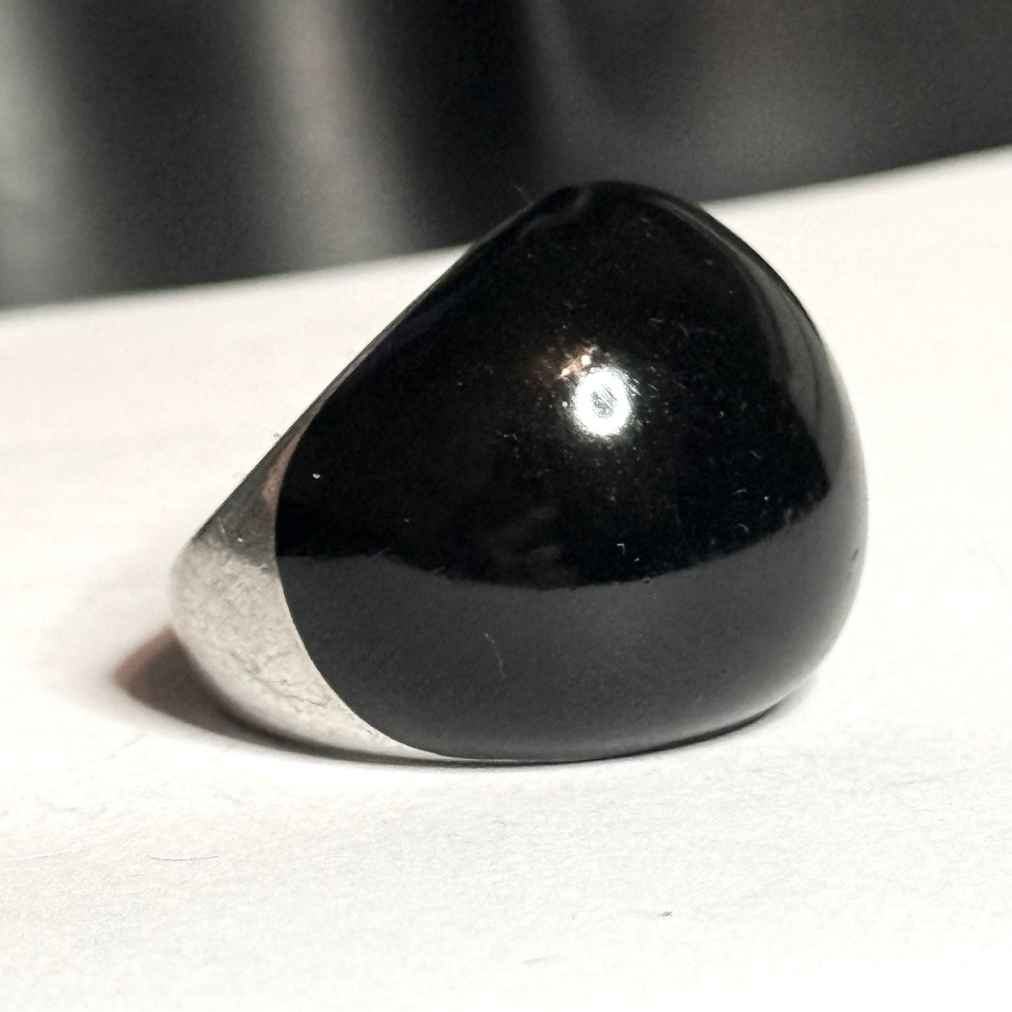Vintage Black Globe Jet Silver Ring Size M 1/2