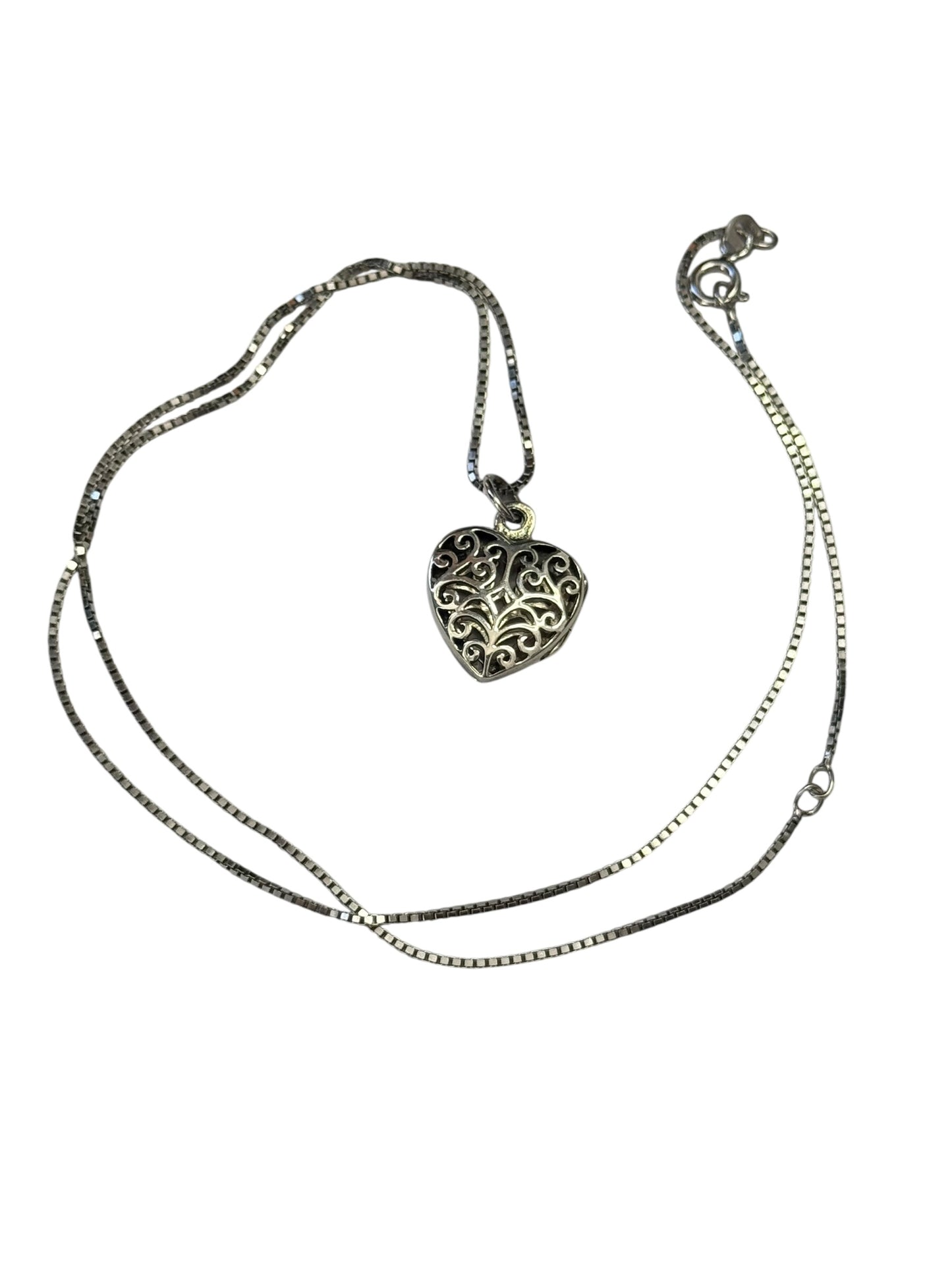 New Filigree Heart Locket & Chain 925 Silver