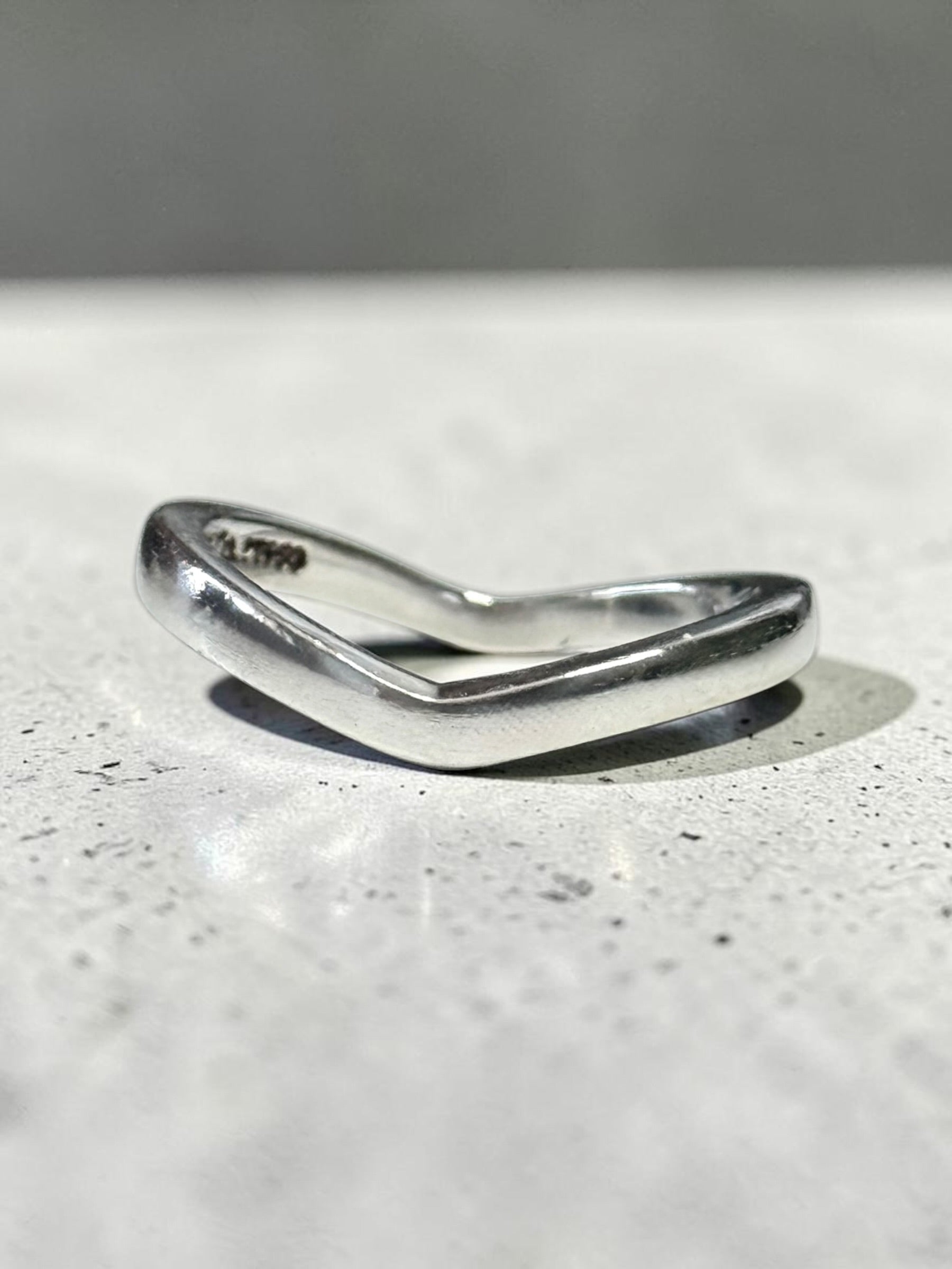 Tiffany & Co V Platinum Band Hallmarked Size J 1/2