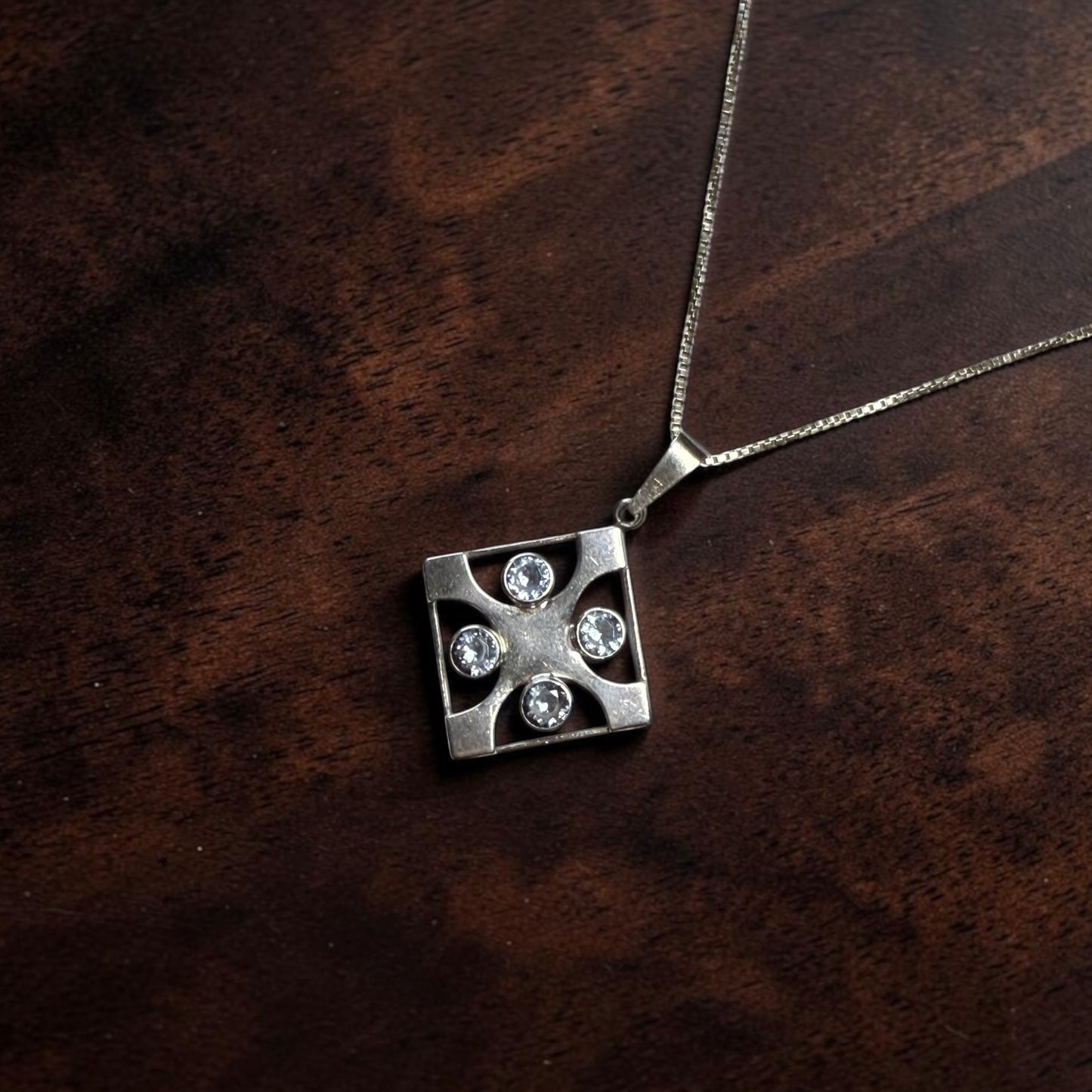 Vintage 1976 Finnish by Angelic Jewellery Topaz/Silver Pendant Collectors Piece