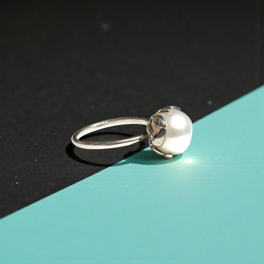 Tiffany & Co Paloma Picasso Olive Leaf Pearl Ring Silver 925