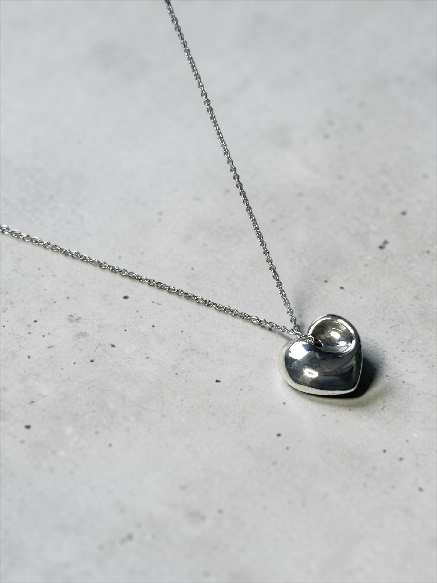 Vintage Tiffany & Co Elsa Peretti Folded Heart Pendant on Chain 925 Silver