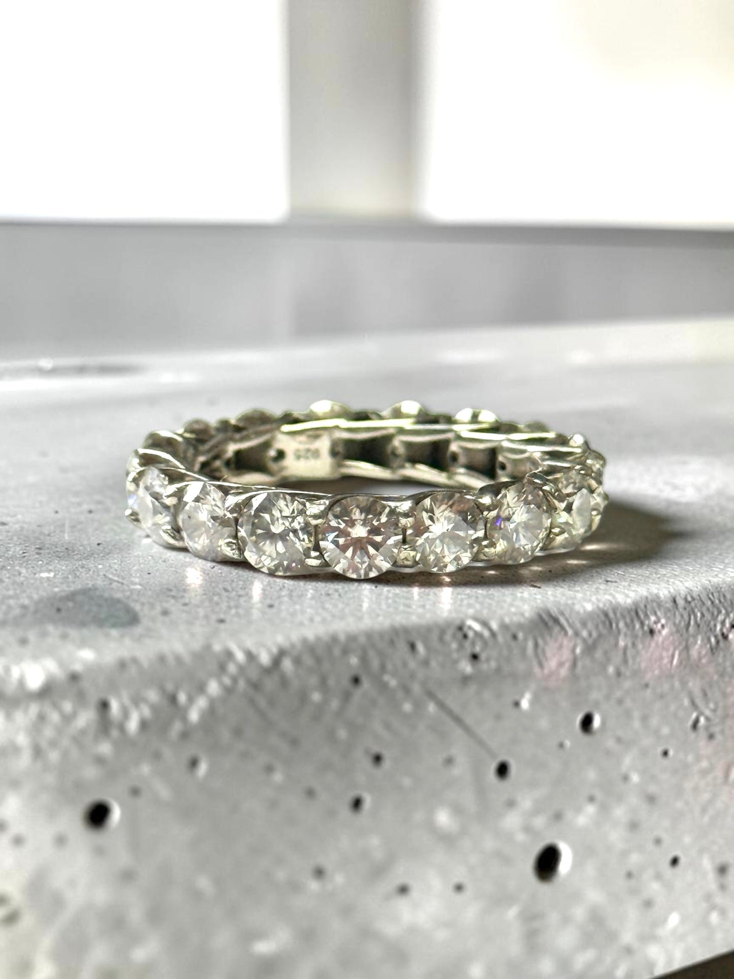 Stunning 17 Gem 4.25ct  Moissanite Full Eternity Ring 925 Size N