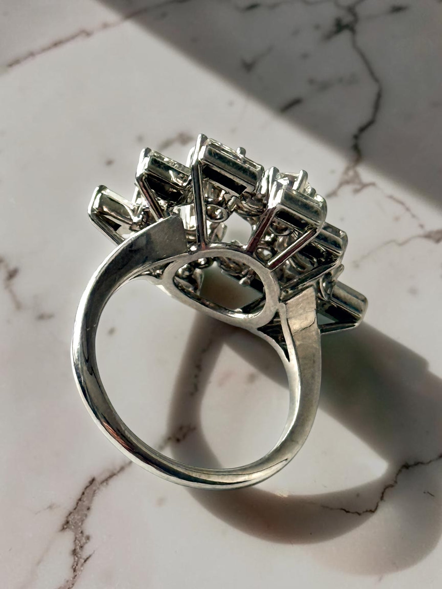 Vintage 18k White Gold Multi Diamond 2.2ct Ring