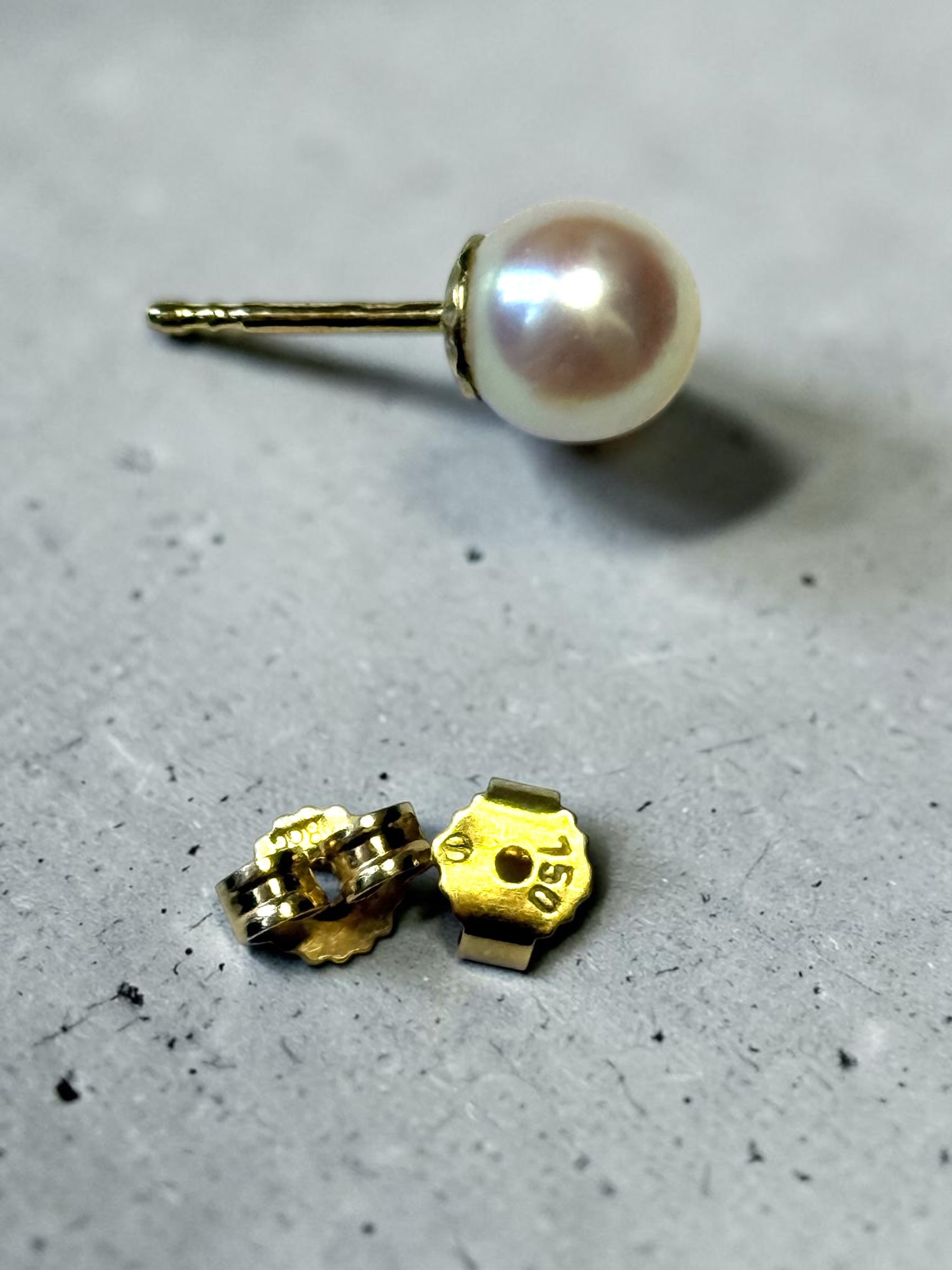 Great Quality Vintage 18ct Gold Pearl Earrings Hallmarked