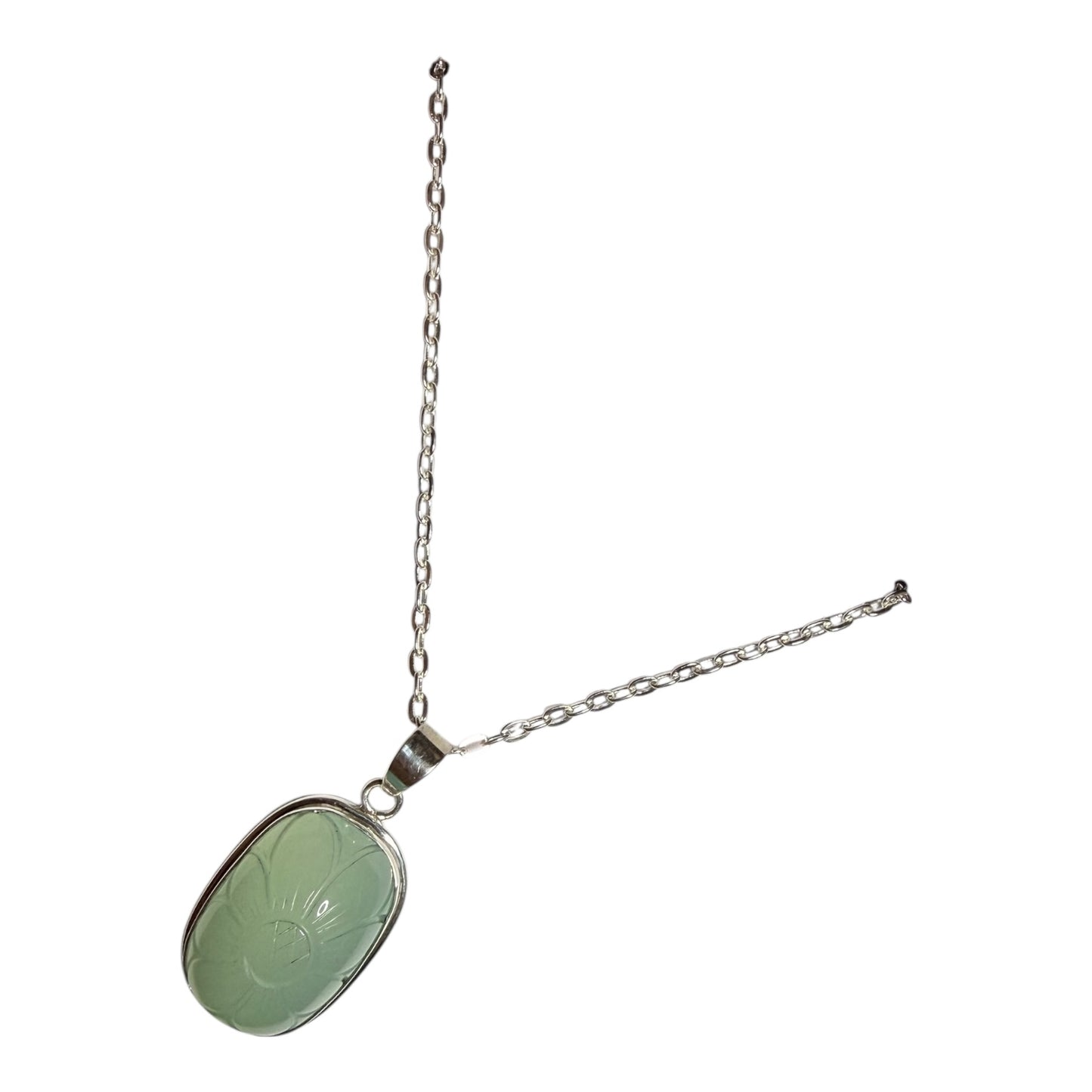 Retro Style Carved 66 Carat Nephrite Silver Pendant & Chain