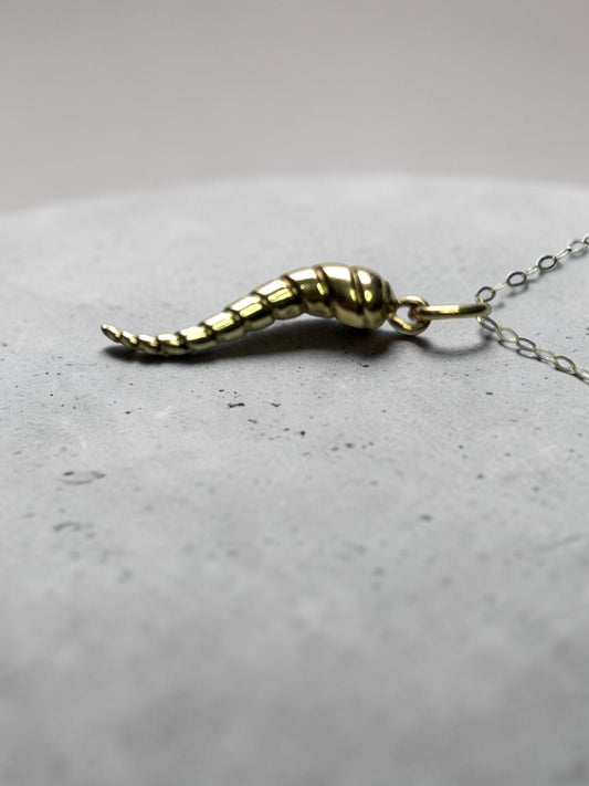 9ct Gold Animal Horn Pendant & Chain