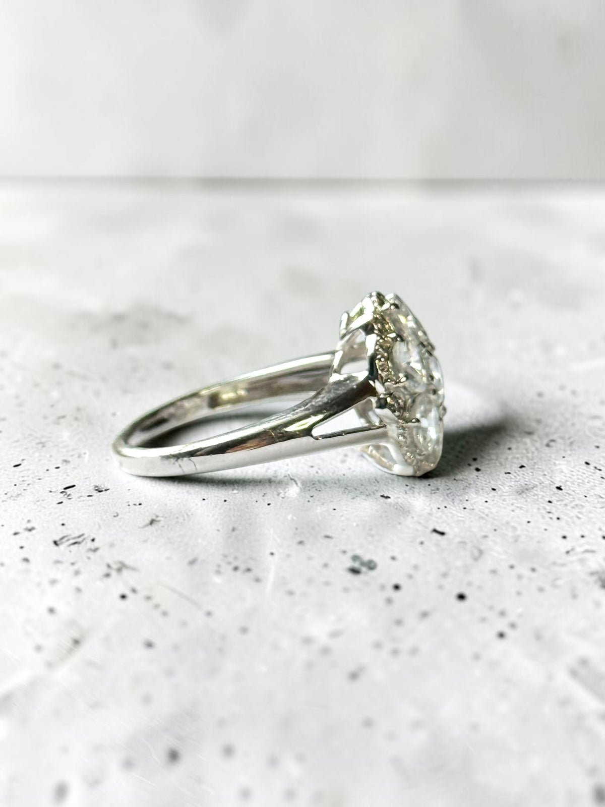 Ratanakiri Zircon 3.17ct Cluster Cocktail Ring 925 Size