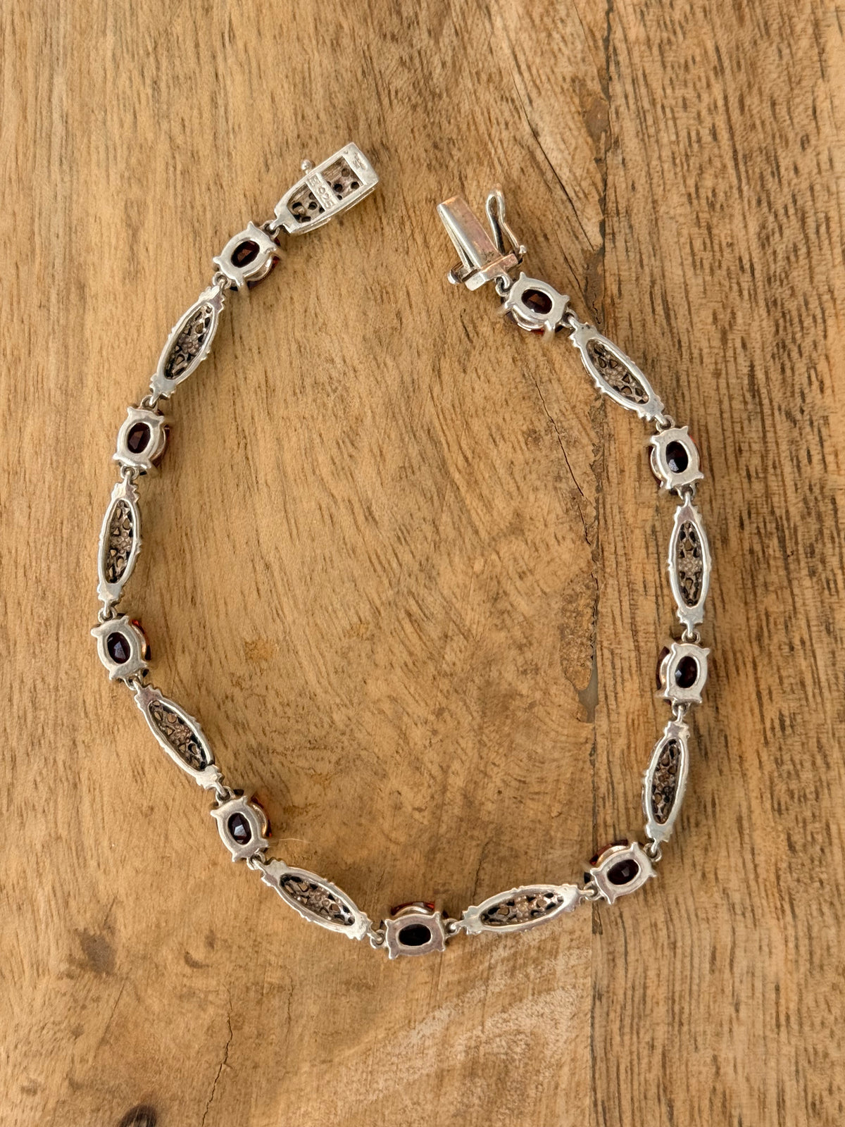 Millennial Tennis Style  925 Silver 5.5ct Garnet Bracelet Size 7 1/2" Hallmarked