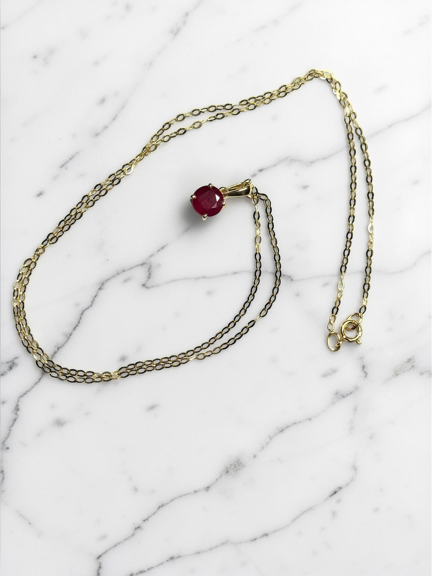 New AAA Ruby 9ct Gold Pendant & 18" 9ct Gold Chain