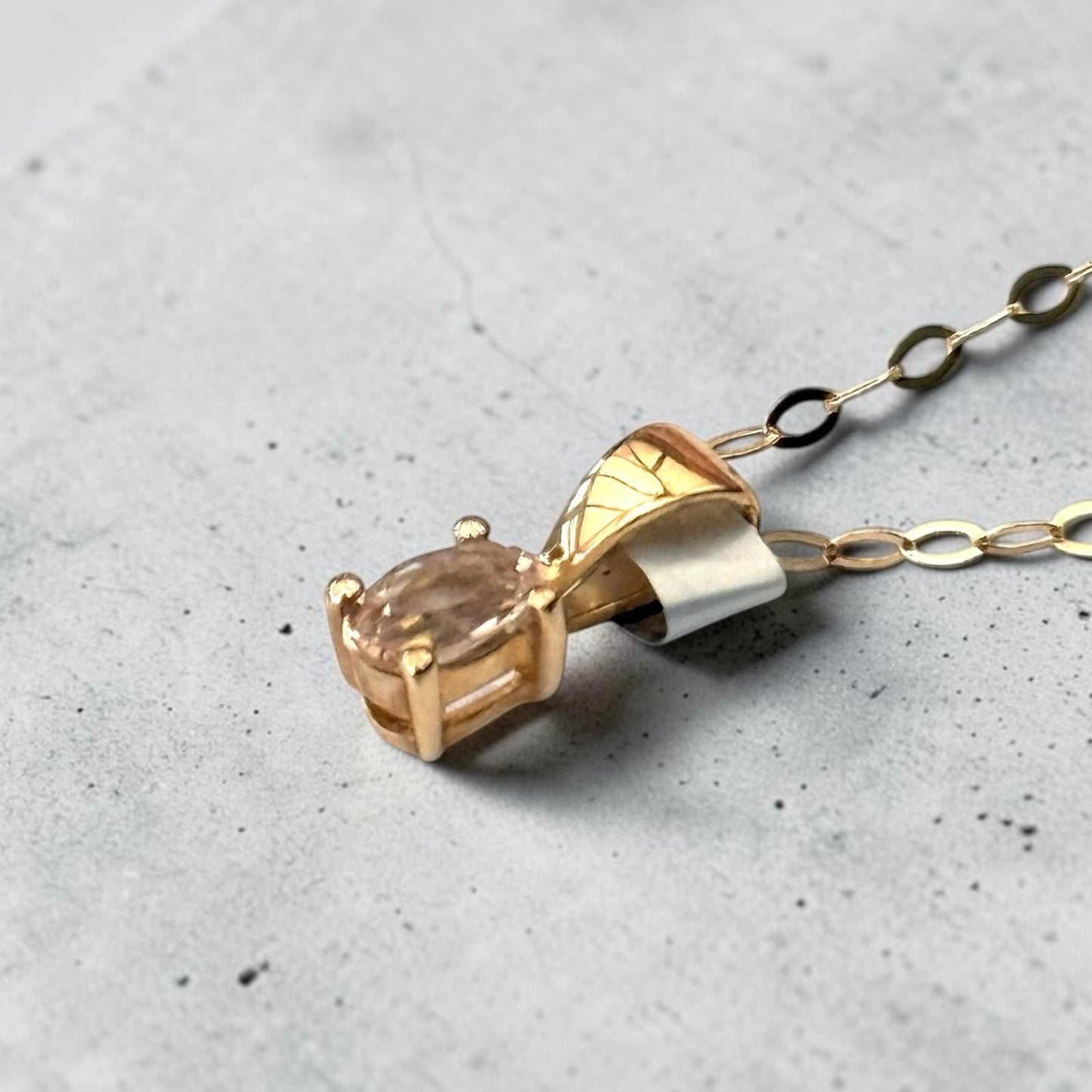 Perfect Gift 9k Gold Morganite Solitaire & 18" Chain